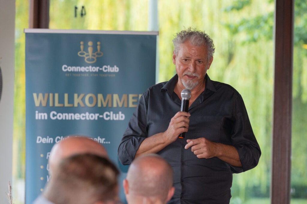 Lachen verbindet das Großevent des Connector-Clubs Bergkamen